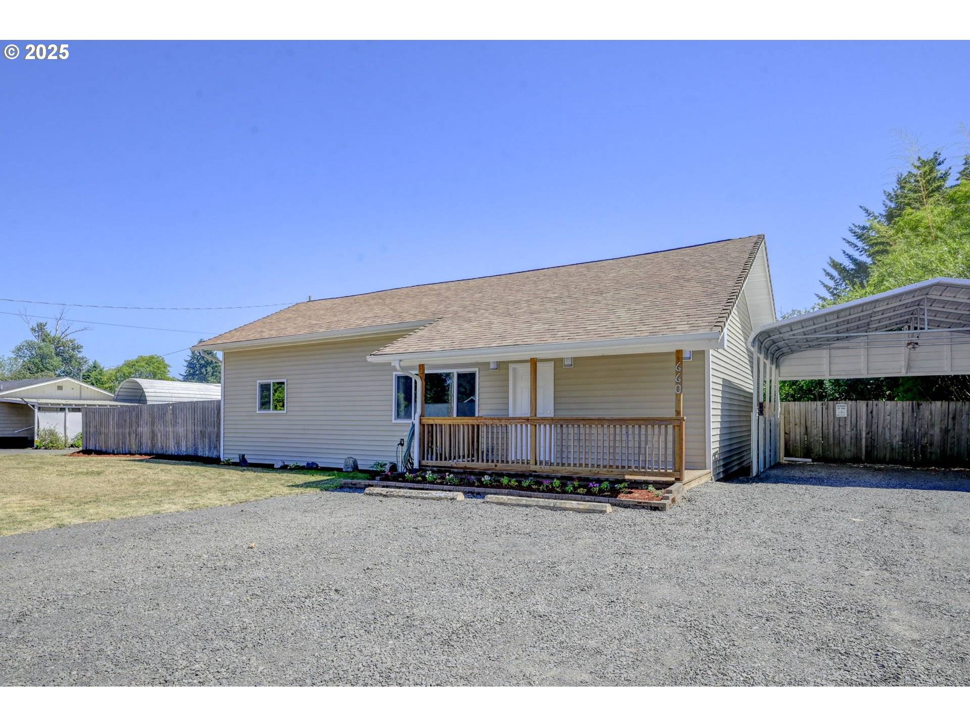 660 RIVER LOOP 1, Eugene, OR 97404