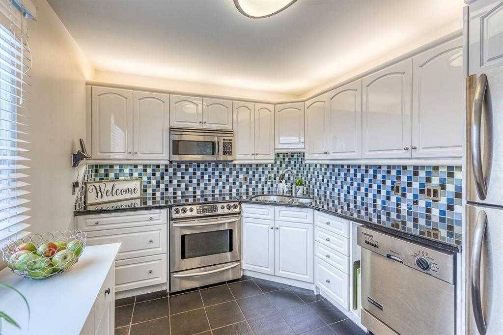 Calgary, AB T3E 4G6,5104 Grove Hill RD SW