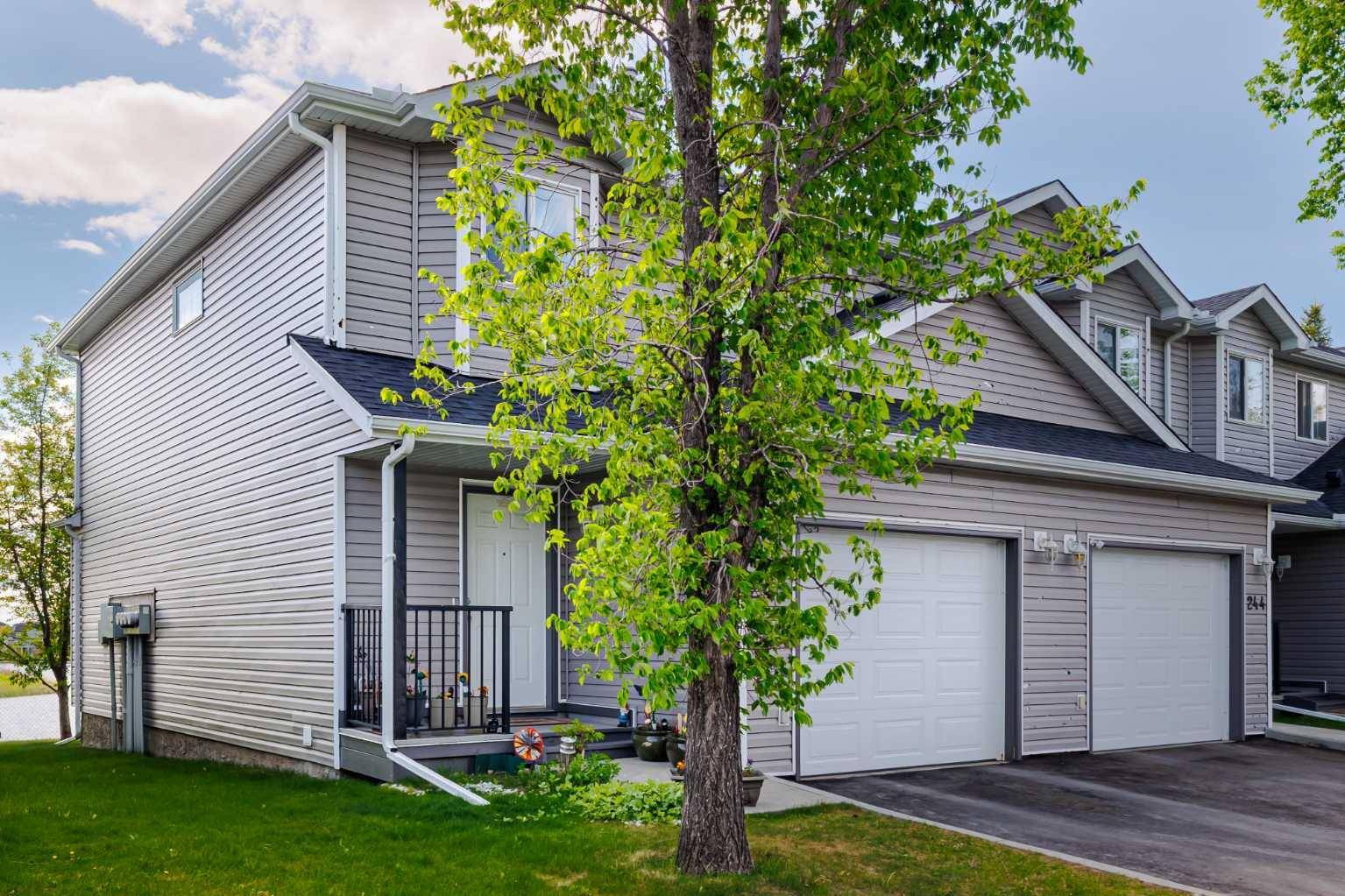 Calgary, AB T3J4T4,246 Taracove PL Northeast