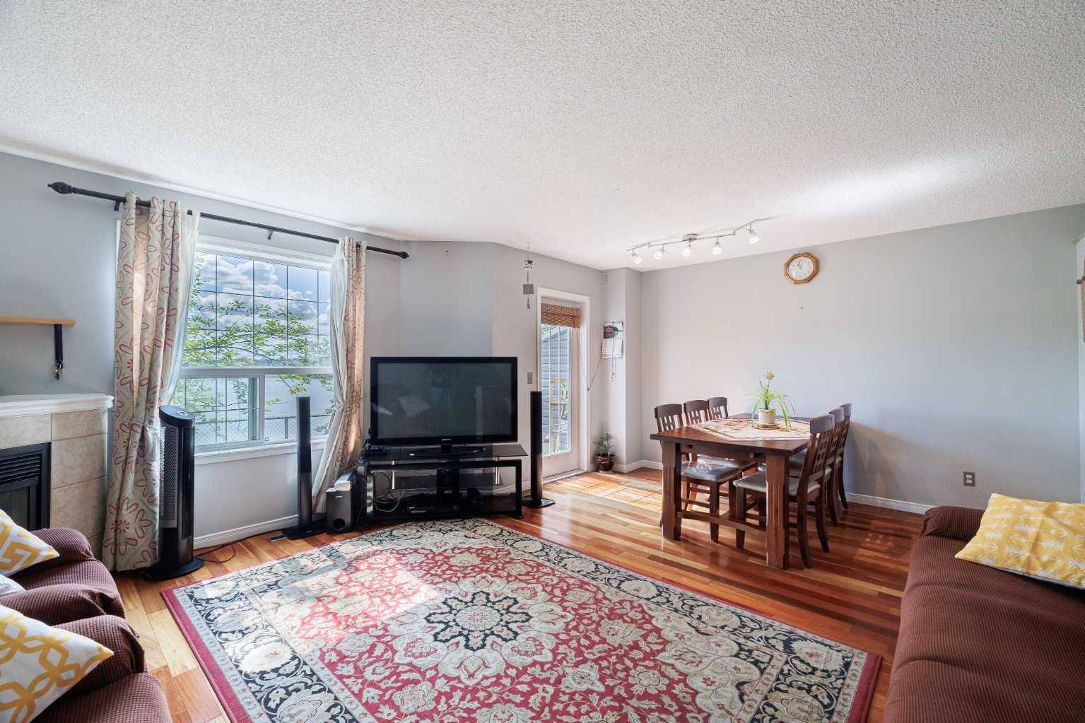 Calgary, AB T3J4T4,246 Taracove PL Northeast