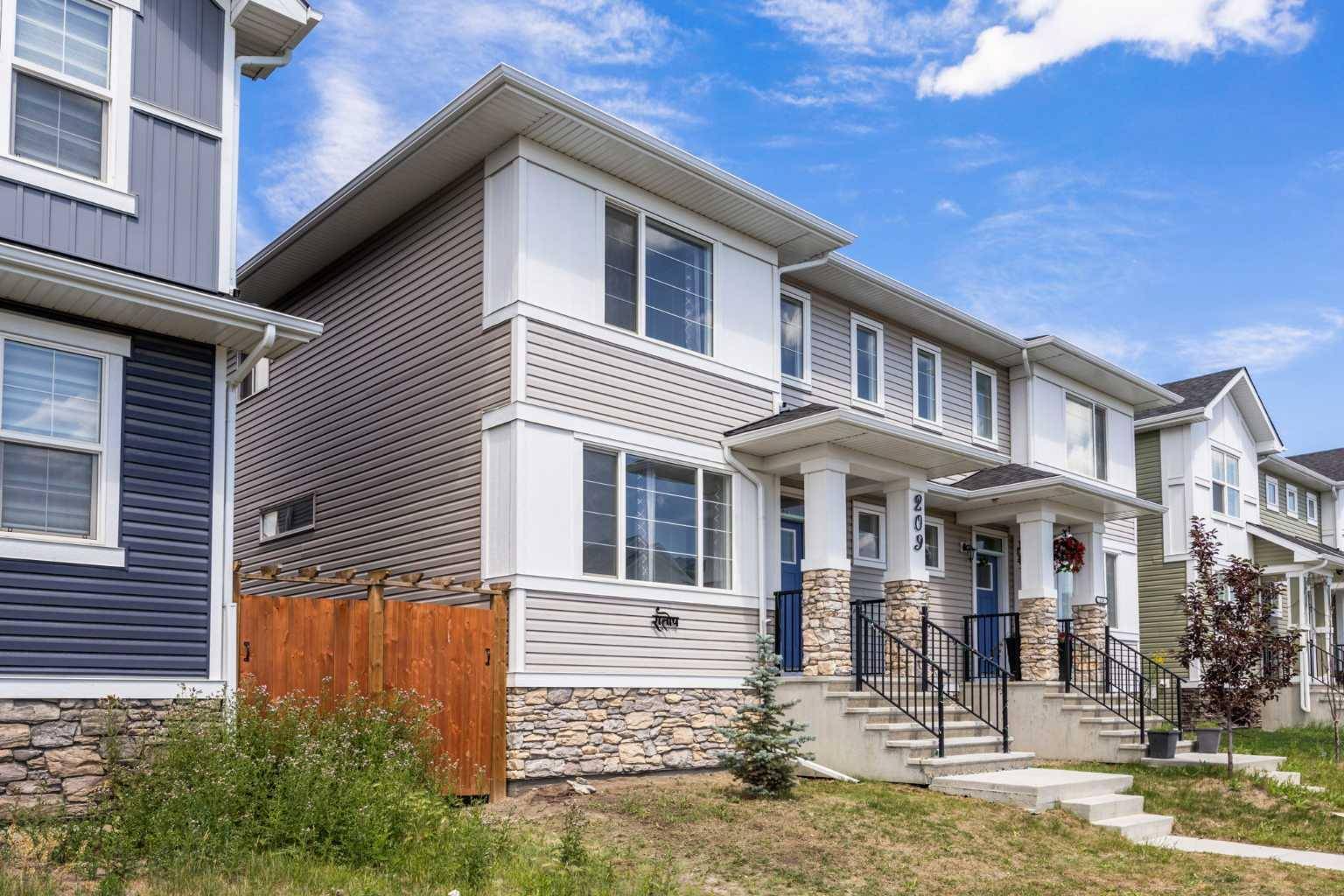 Calgary, AB T3N1M8,209 Red Sky WAY NE