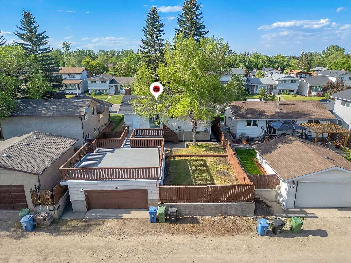 Calgary, AB T1Y 3M4,619 Templeside RD Northeast