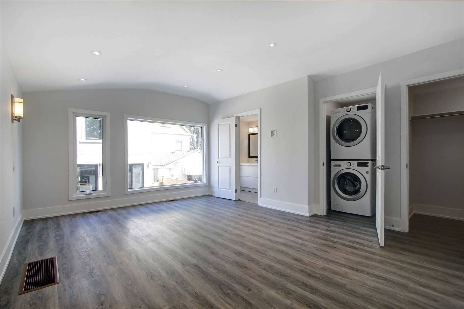 Toronto E03, ON M4J 2Z8,130 Eaton AVE #Garden Suite