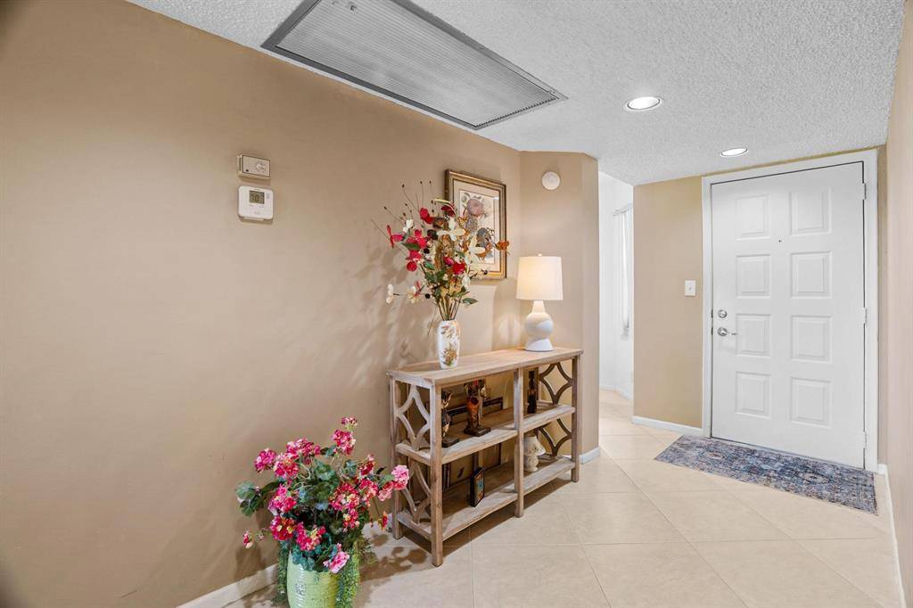 Coconut Creek, FL 33066,1601 Abaco Dr #D4