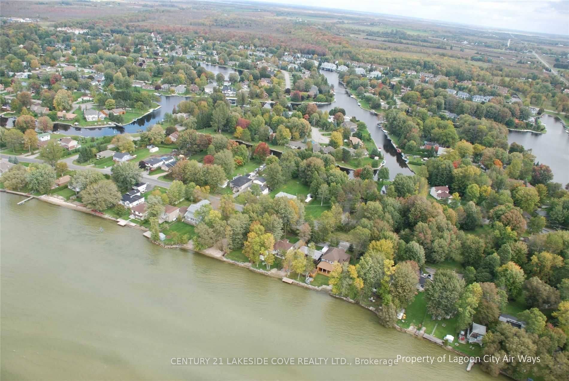 17 Willow CRES, Ramara, ON L0K 1B0