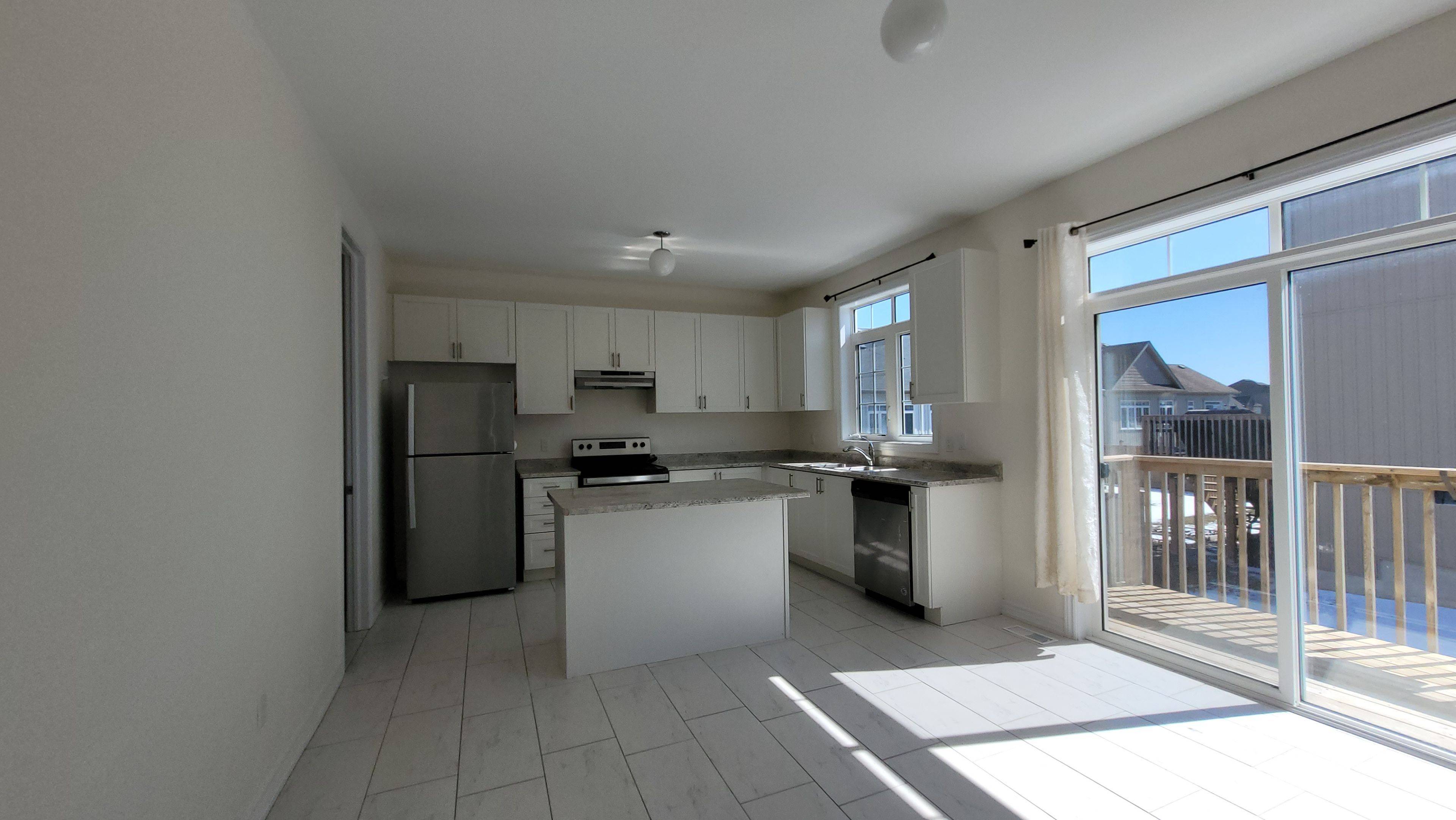 Clearview, ON L0M 1S0,218 ROY DR