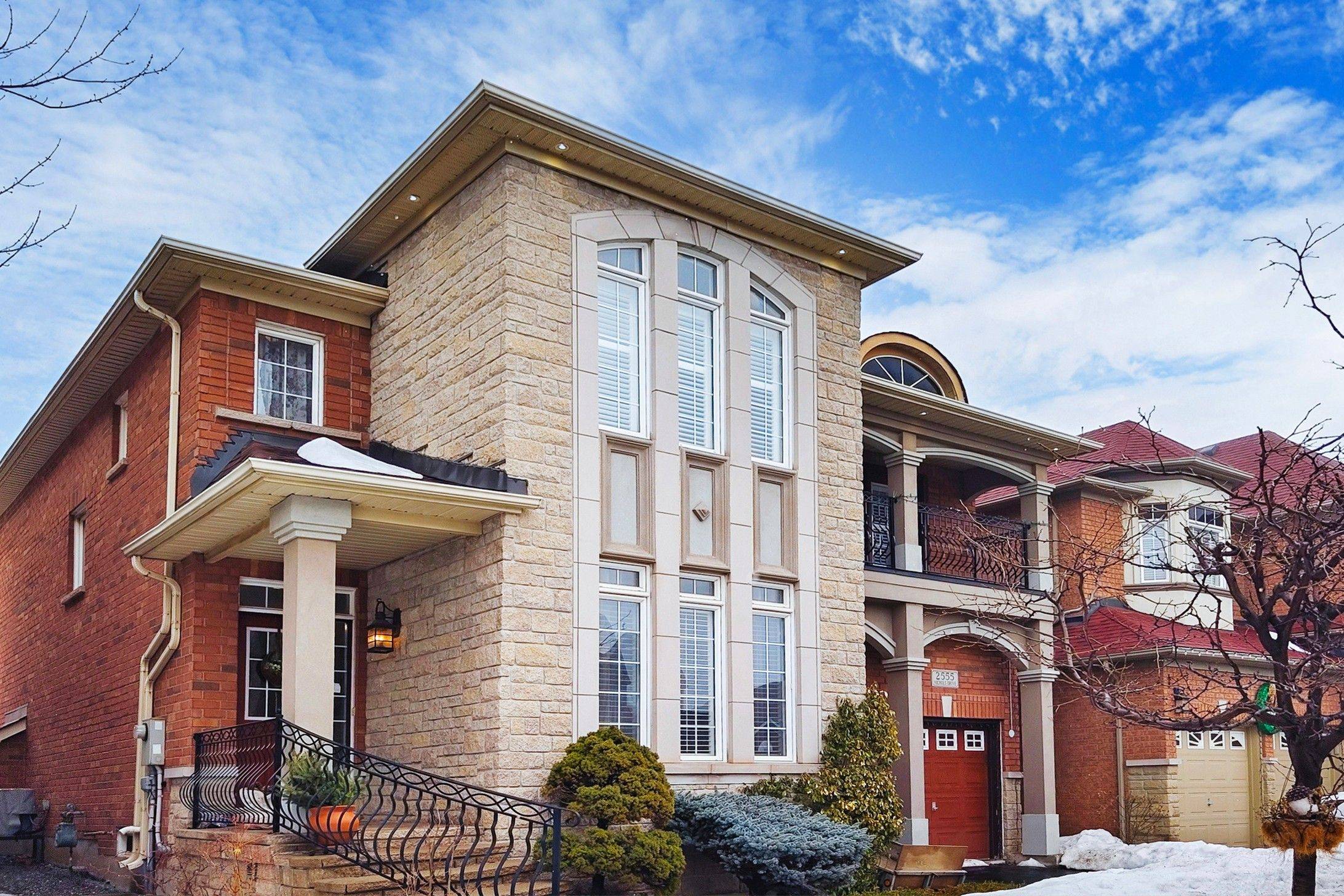 Oakville, ON L6H 7L3,2555 Nichols DR