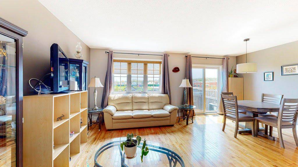 Clarence-rockland, ON K4K 0B6,2701 RAYMOND ST
