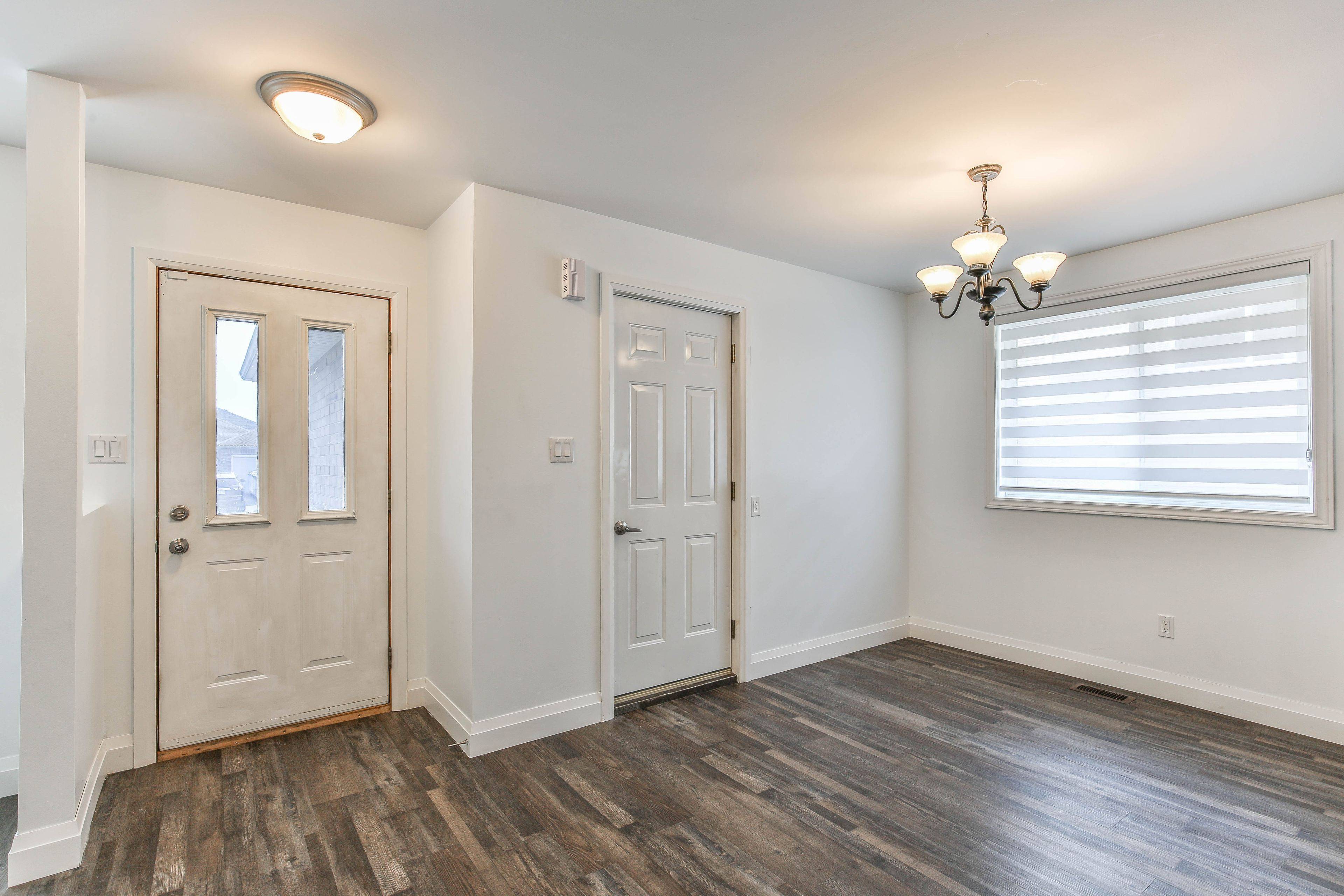 Tillsonburg, ON N4G 5M2,8 Kara LN