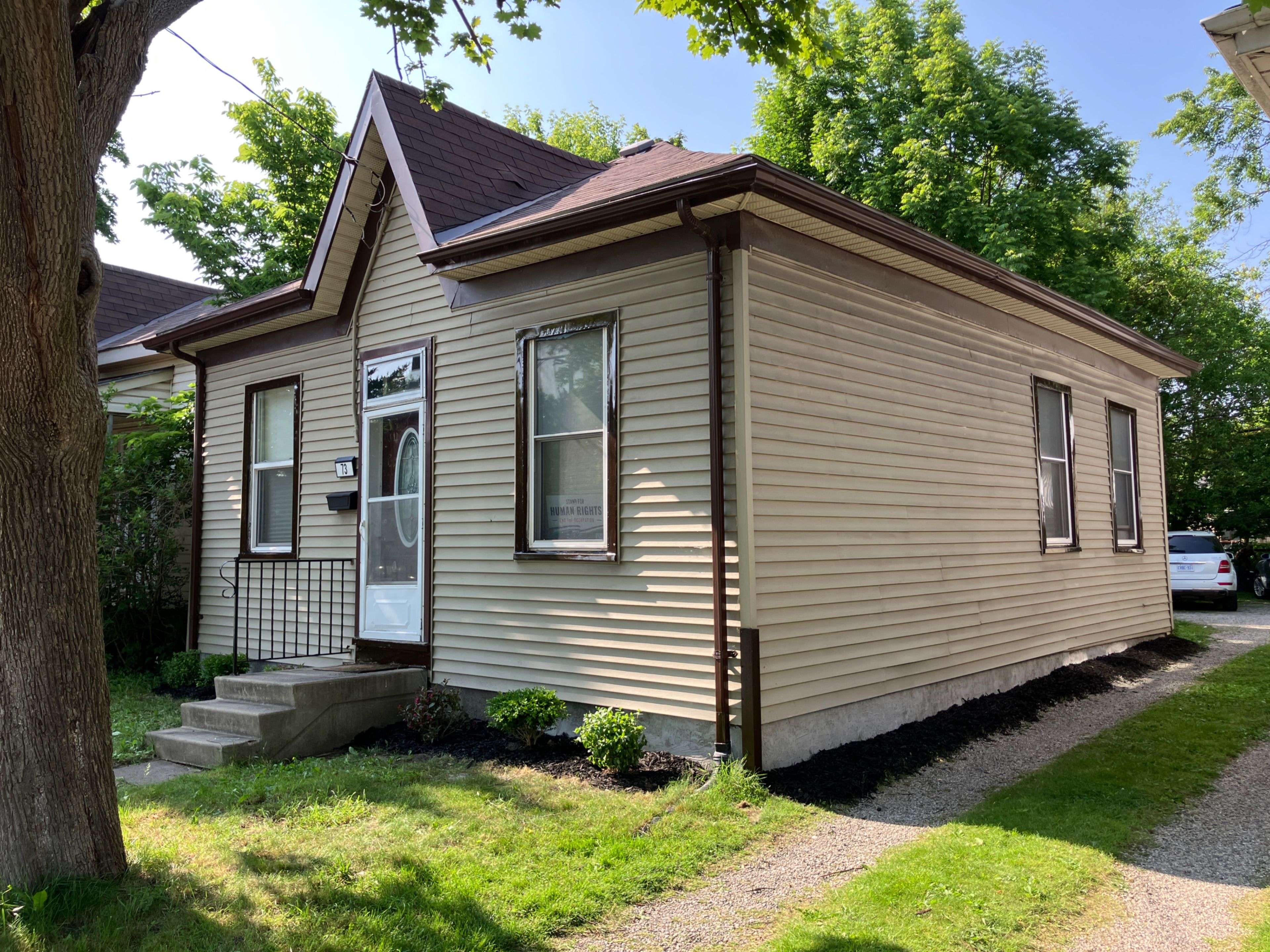 London North, ON N6H 1B3,73 Riverside DR