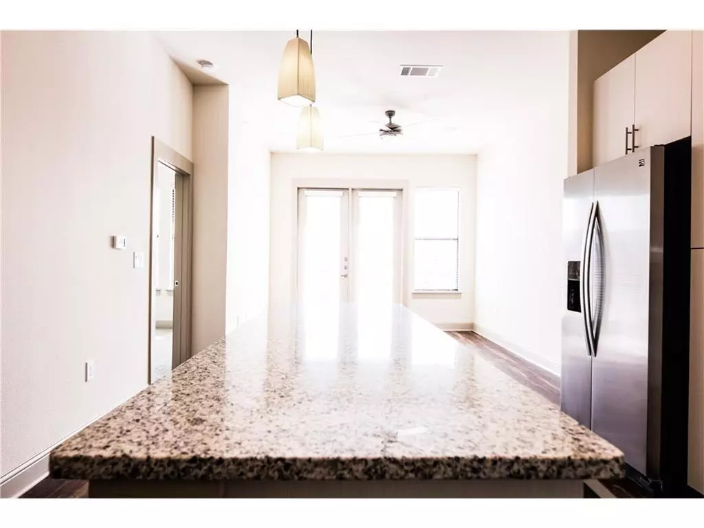 Fort Worth, TX 76107,2901 W 5th Street #300