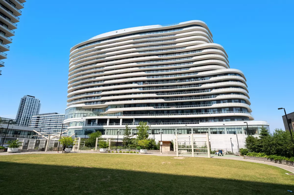 Mississauga, ON L5M 0Y2,2520 Eglinton AVE W #PH1905