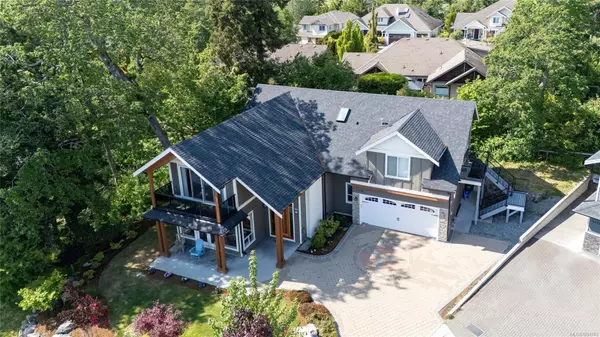 1430 Payton Pl, Saanich, BC V8X 2B8