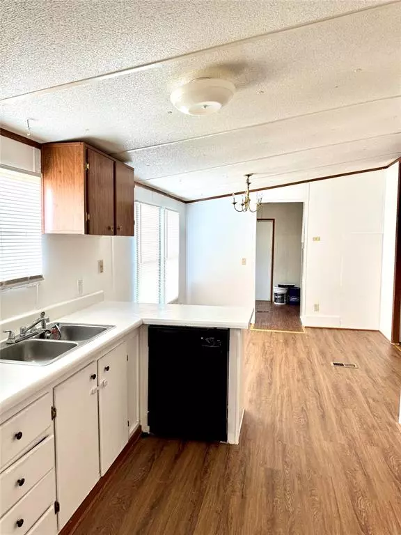 Tye, TX 79563,1139 Market Street