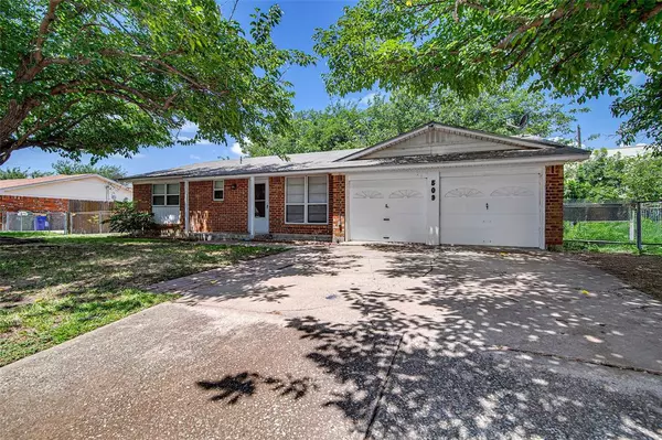 White Settlement, TX 76108,509 Branch Circle W