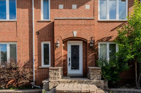 Pickering, ON L1V 6W3,1531 Arcadia SQ