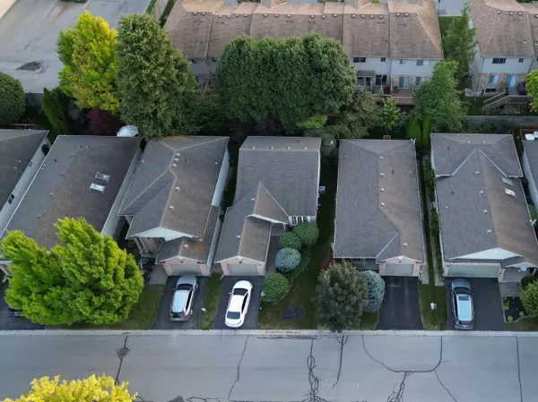 London North, ON N5X 4C7,145 NORTH CENTRE RD #6