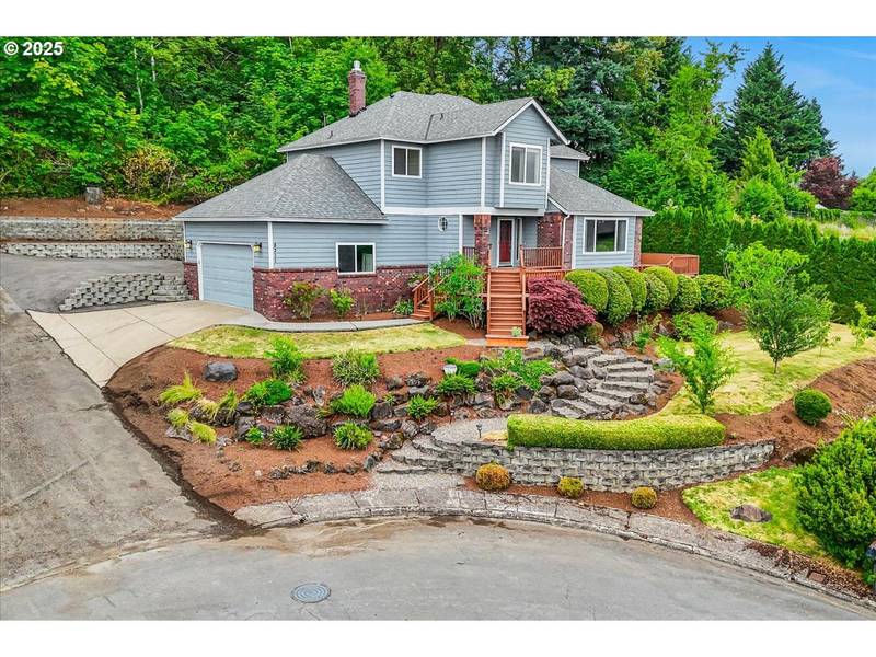 8311 GREENANN CT, Gladstone, OR 97027
