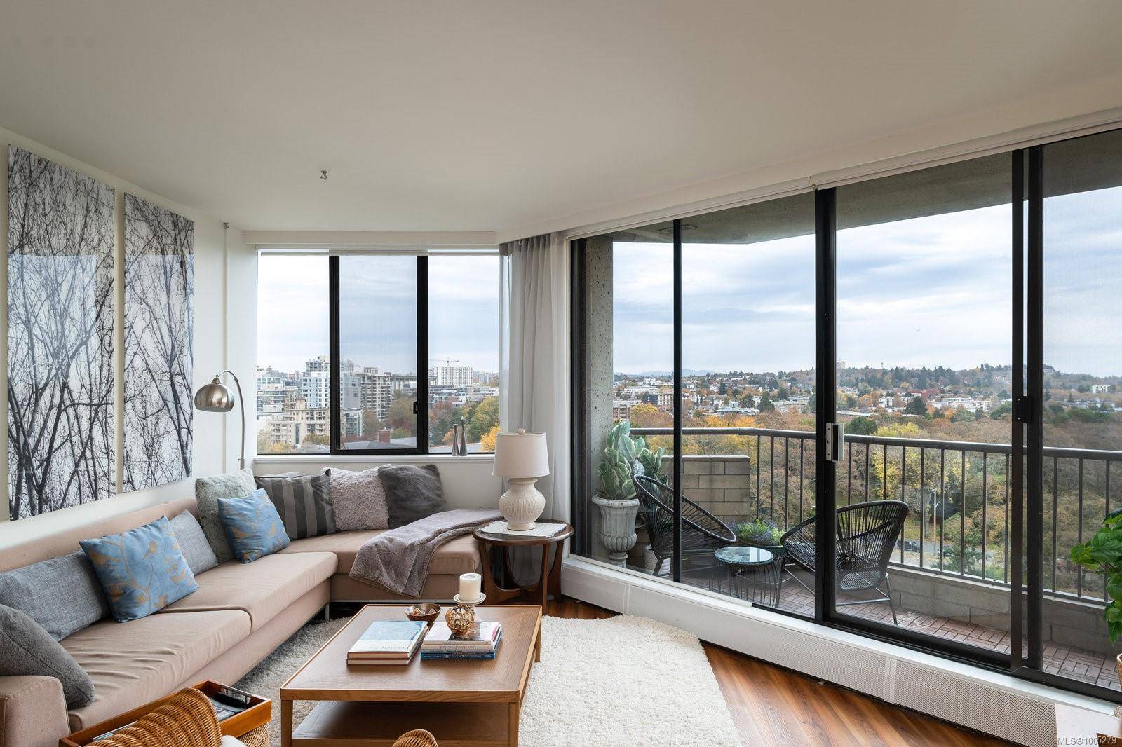 Victoria, BC V8V 1P7,620 Toronto St #1507