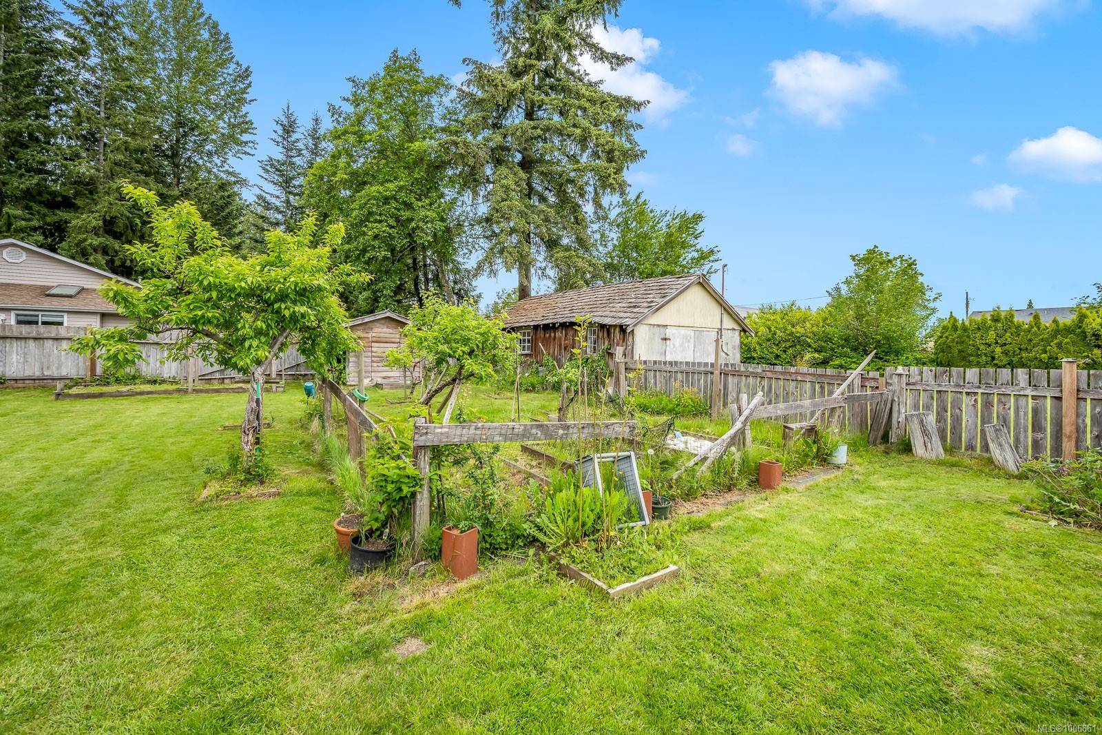 Courtenay, BC V9N 3M2,1535 Willemar Ave