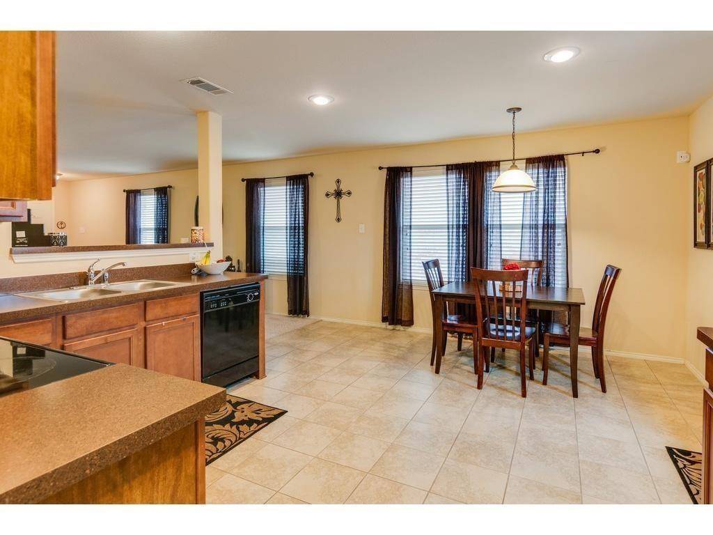 Fort Worth, TX 76179,5724 Mirror Ridge Drive