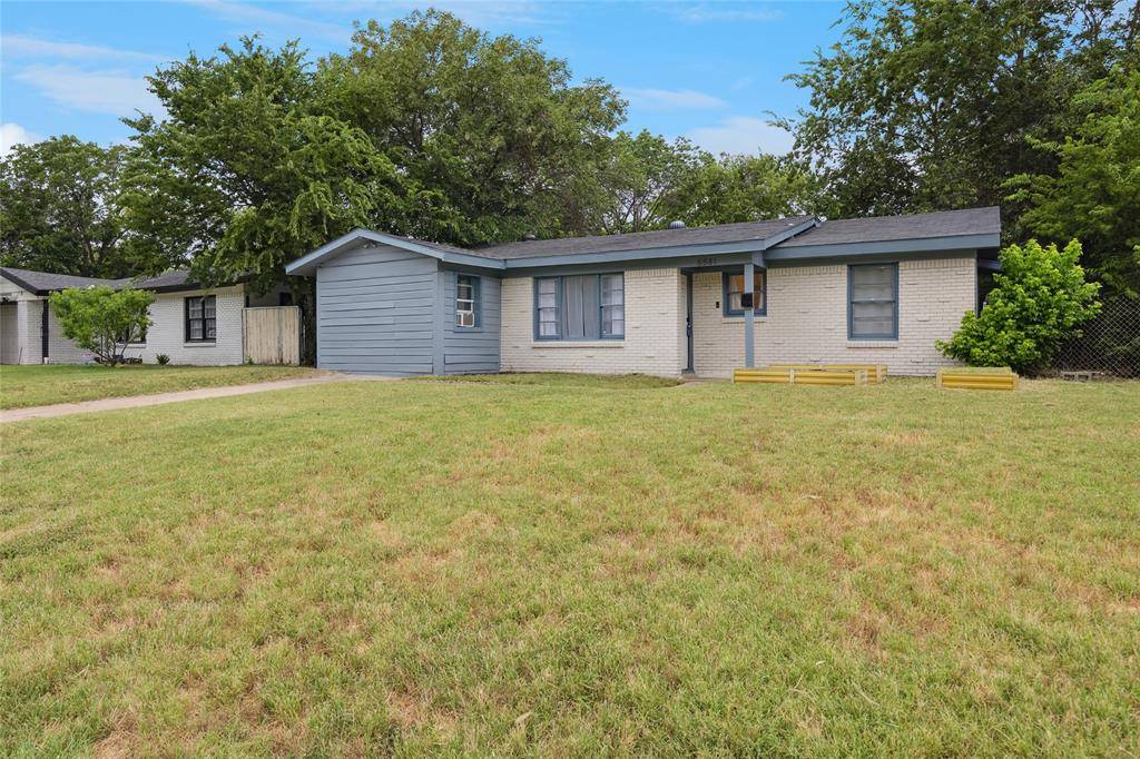 5541 Cottey Street, Fort Worth, TX 76119