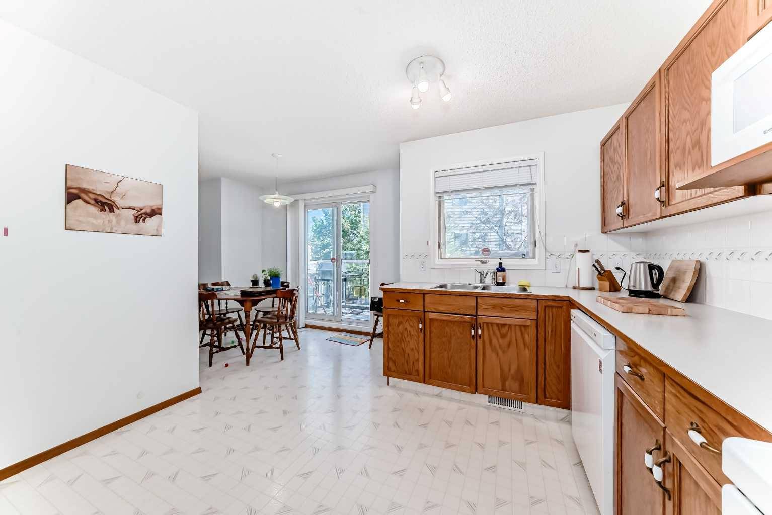 Calgary, AB T3H3H1,12 Stradwick Rise Southwest