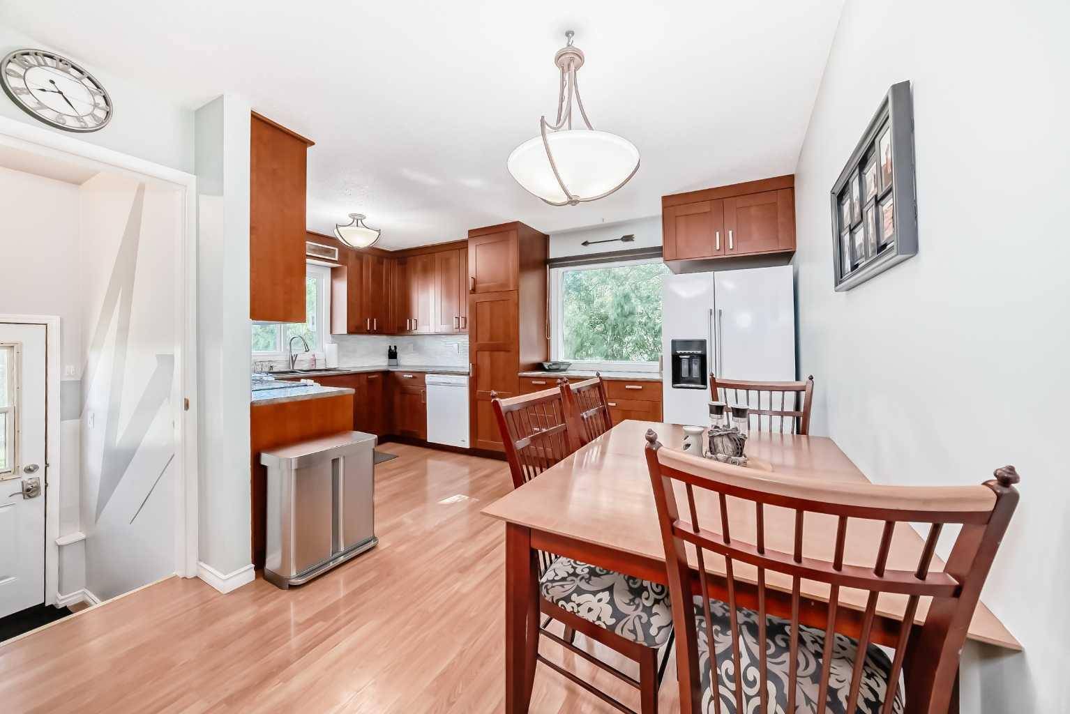Ponoka, AB T4J 1G6,5210 56 Avenue