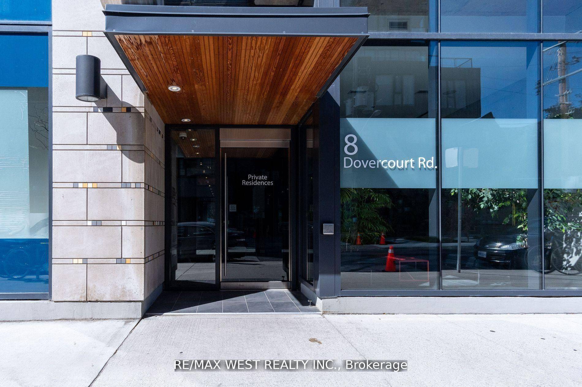 Toronto C01, ON M6J 0B6,8 Dovercourt RD #209