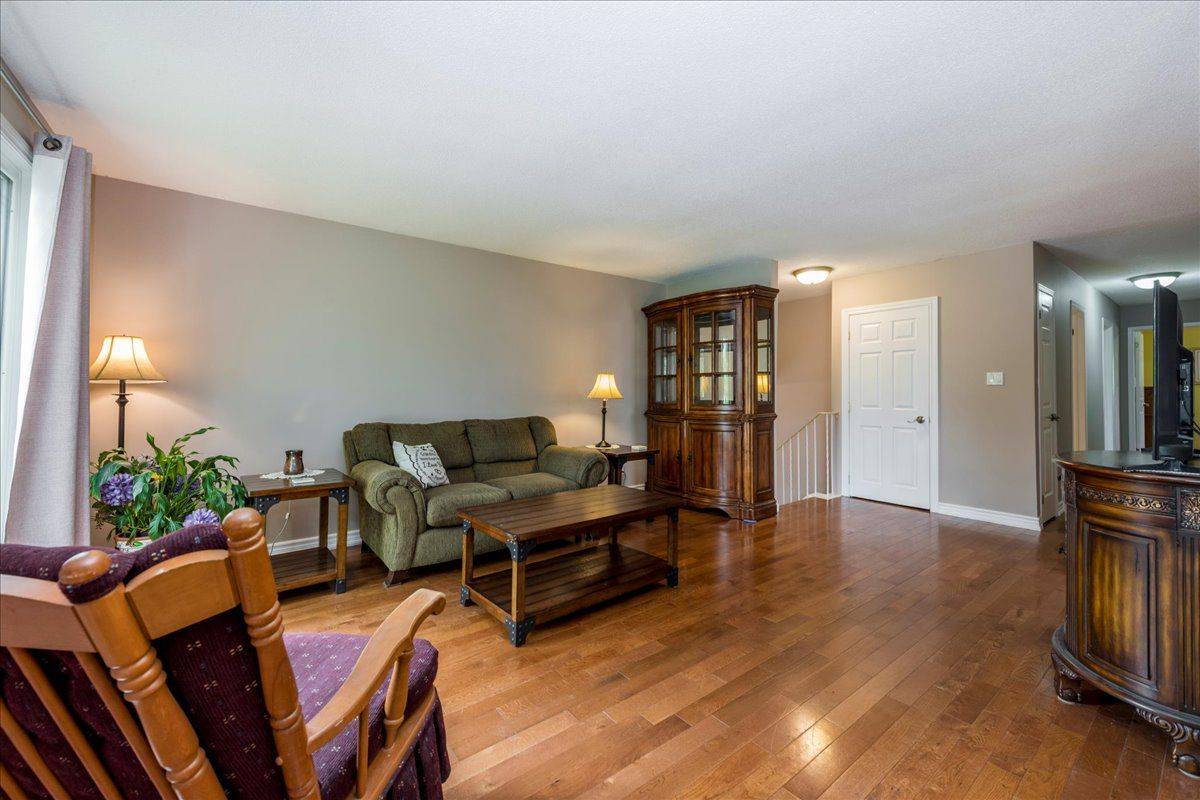 Innisfil, ON L9S 1C2,2834 Dempster AVE