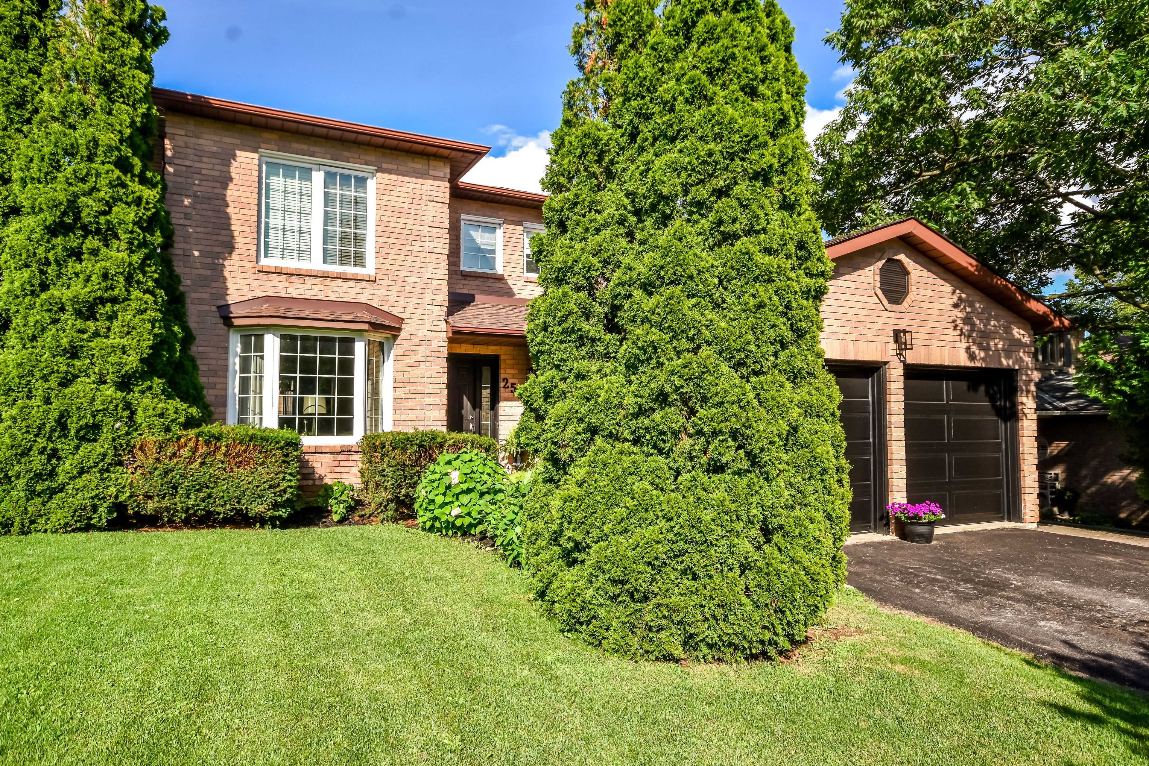 Barrie, ON L4N 6C9,25 Keats DR