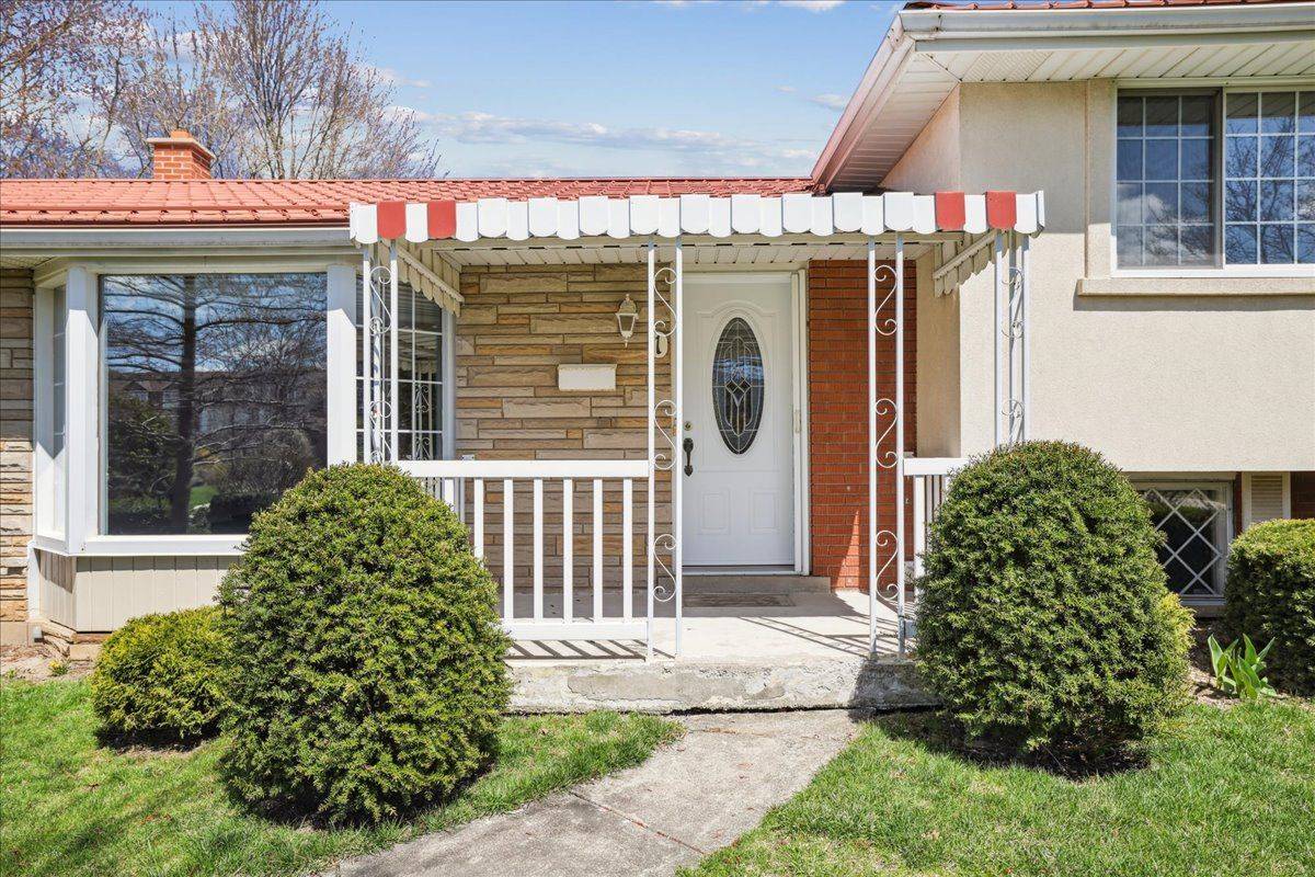 Hamilton, ON L8B 0E4,1 Westview CRES