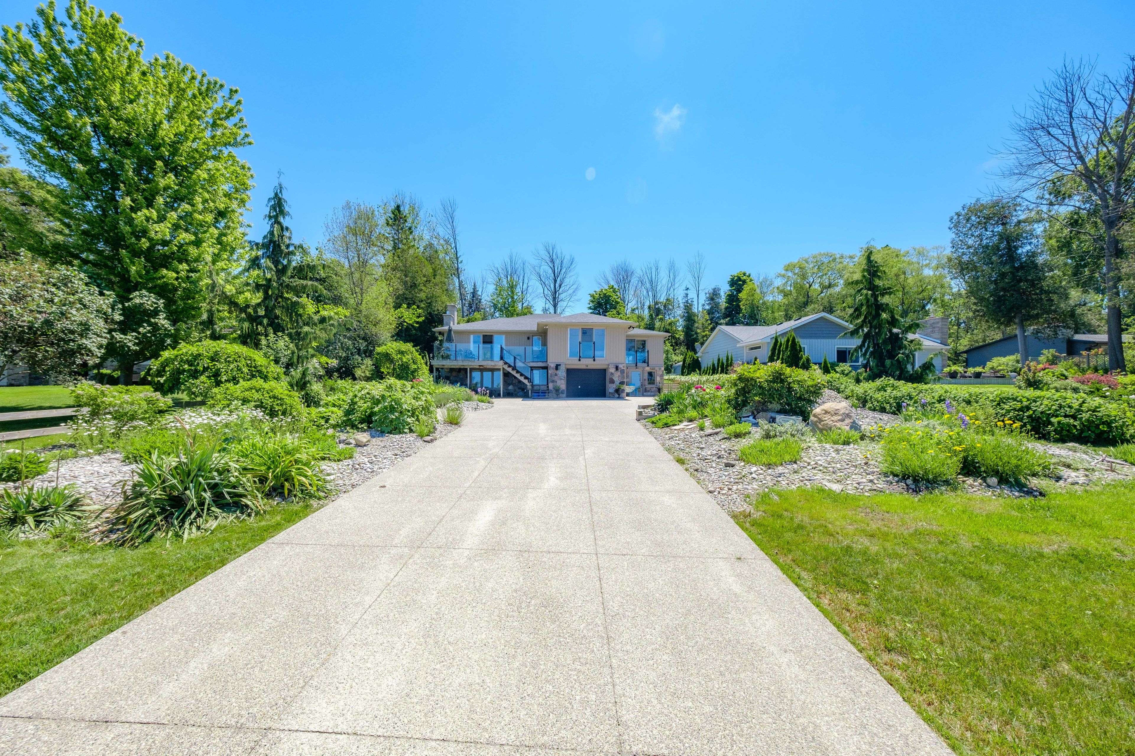 39 Goderich ST, Kincardine, ON N2Z 2L2