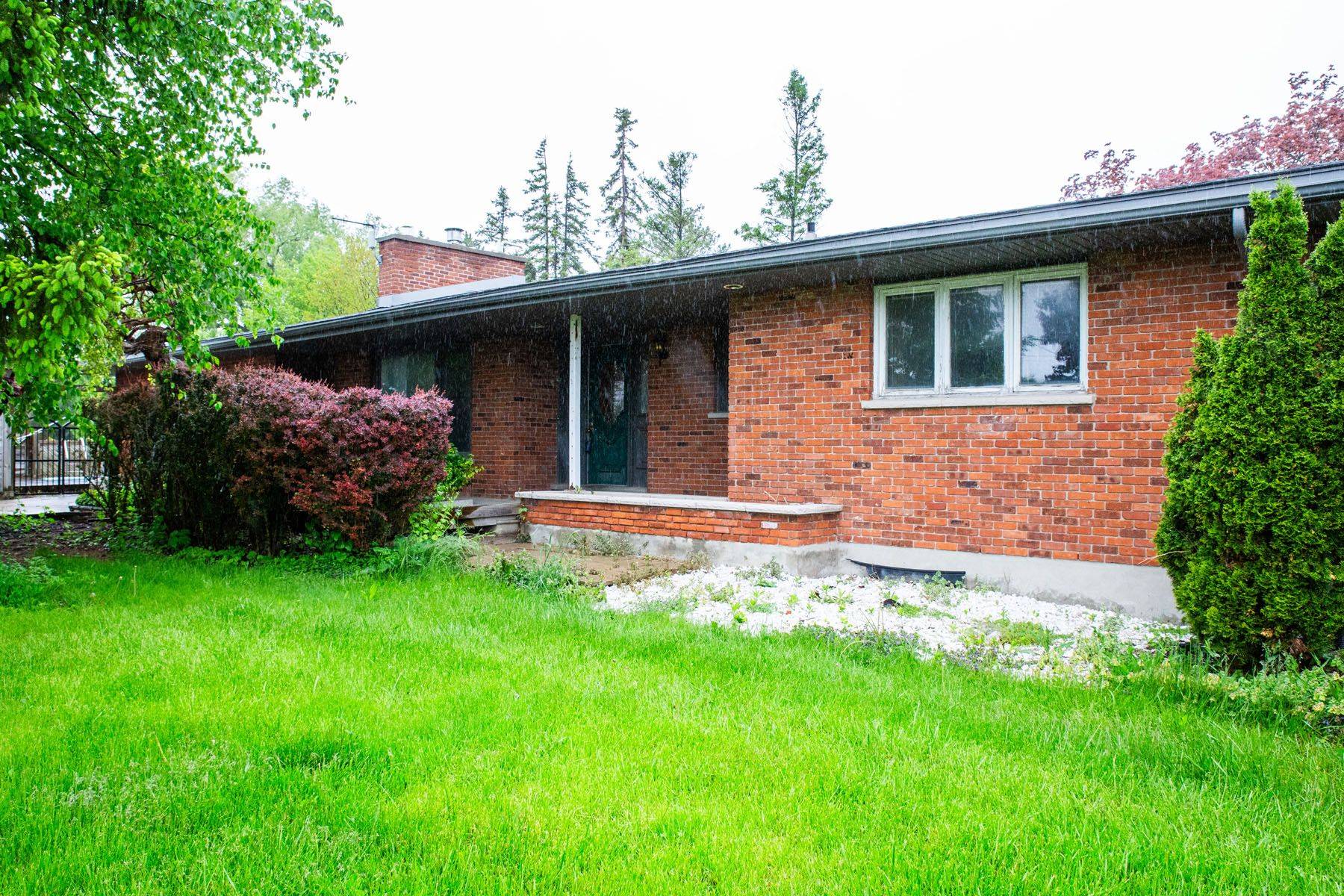 Middlesex Centre, ON N0M 1C0,21854 Highbury AVE N