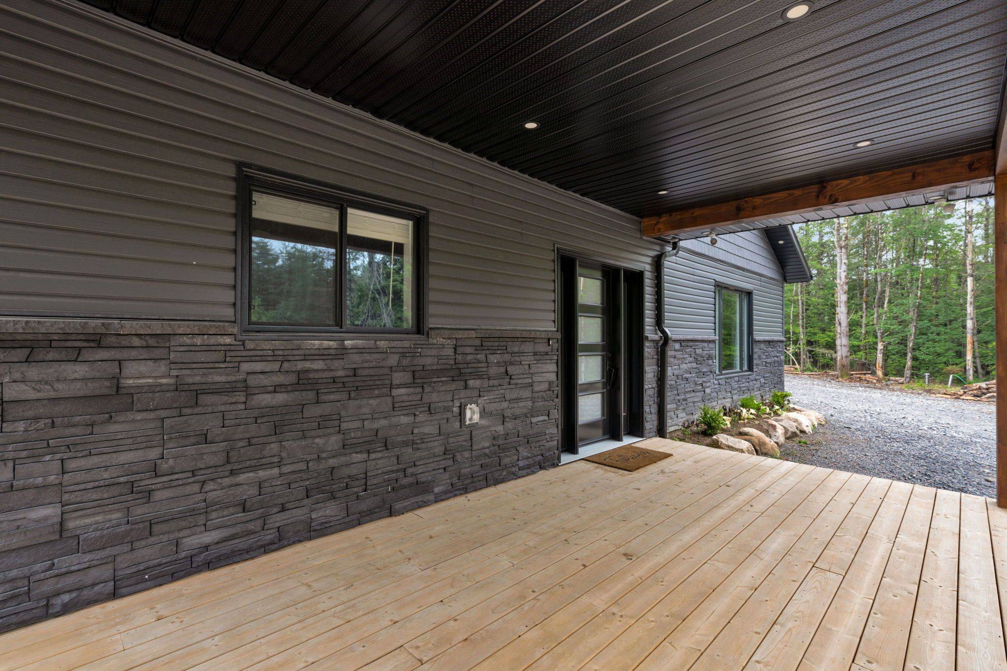 Bracebridge, ON P1L 1X1,1030 Hawn RD