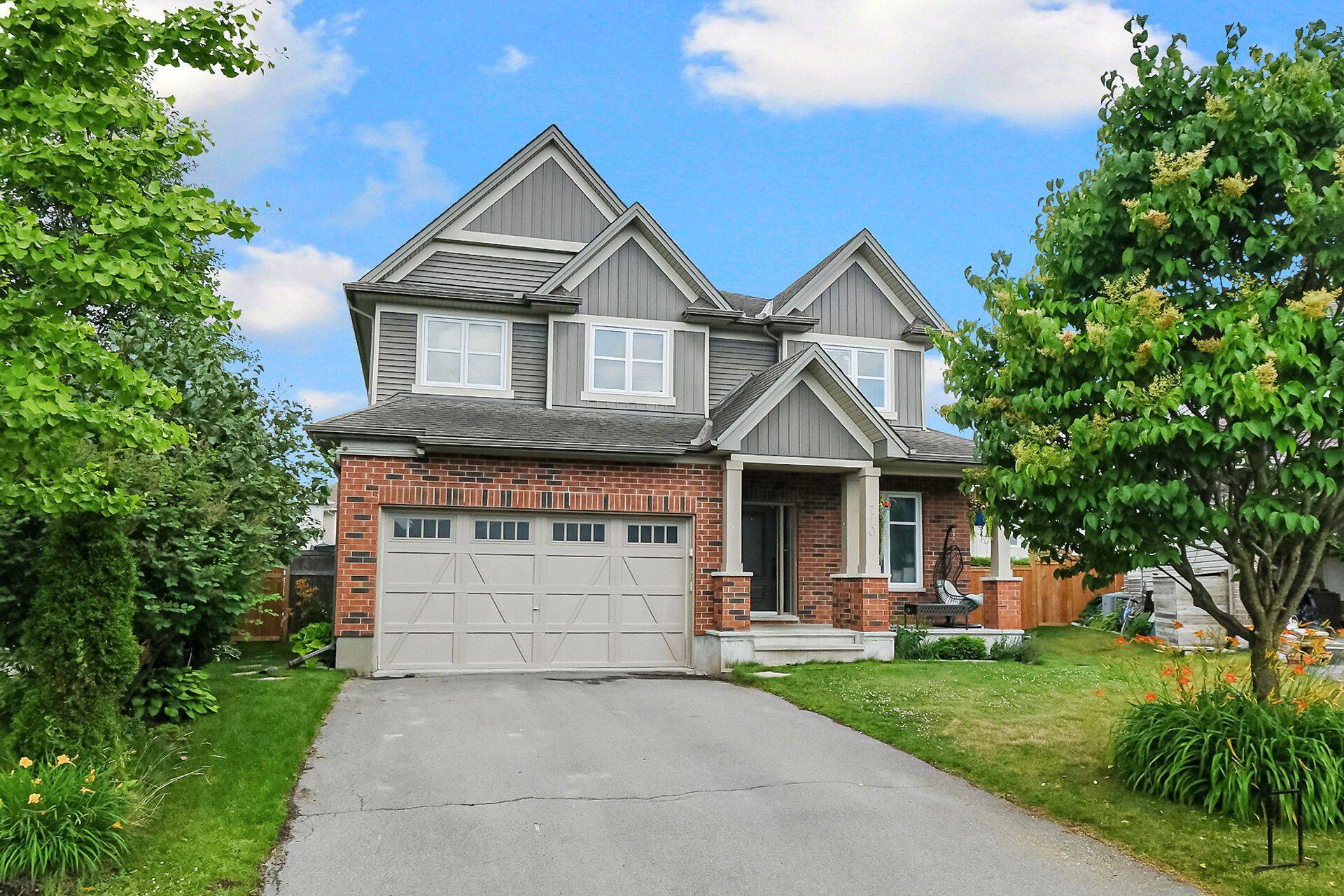 Stittsville - Munster - Richmond, ON K2S 0R2,710 Wrangler CIR