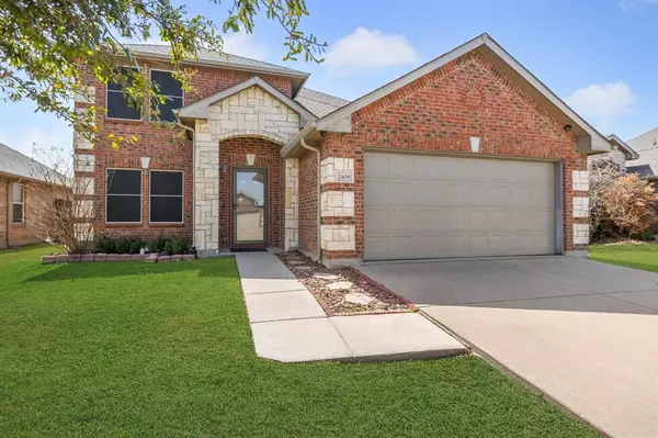 2408 Clairborne Drive, Fort Worth, TX 76177
