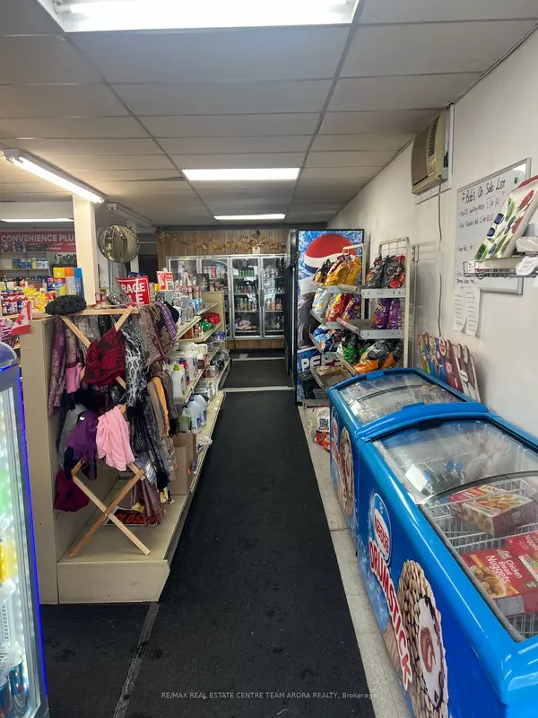 Oshawa, ON L1J 1P7,168 Bloor ST W
