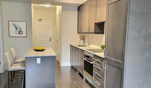 Vaughan, ON L4K 0L8,9085 Jane ST #506
