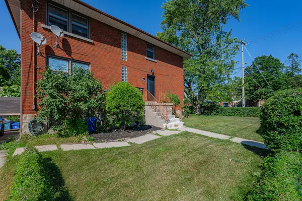 Kitchener, ON N2C 1B3,228 Connaught ST