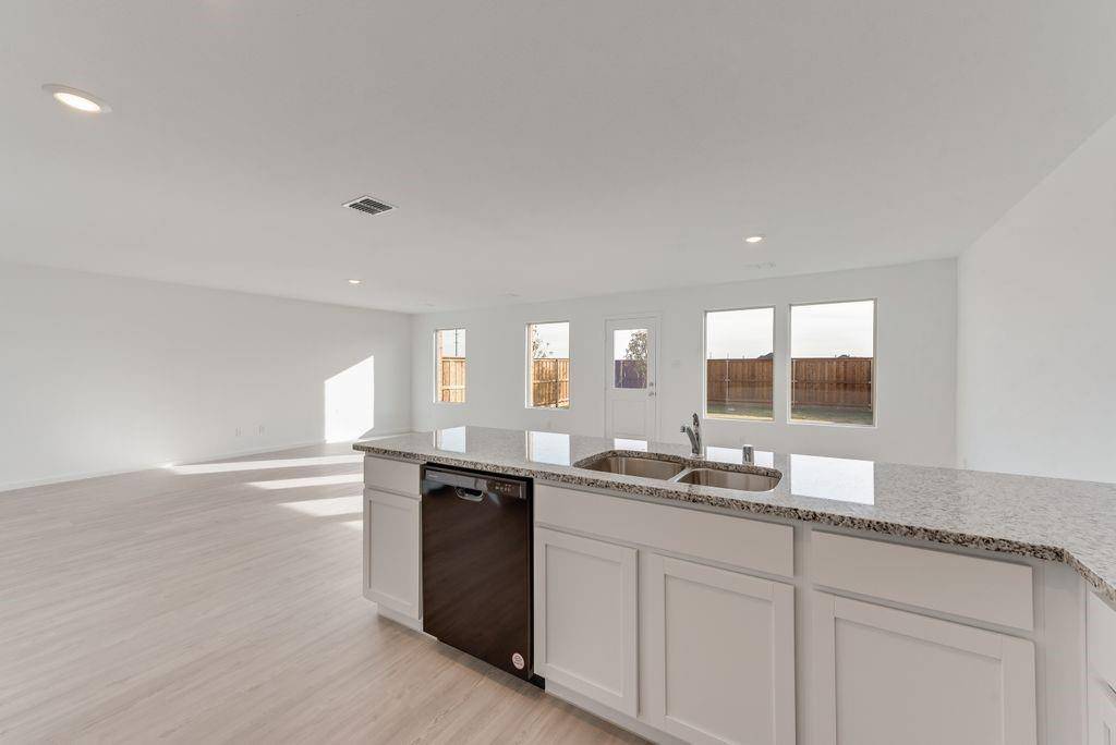 Little Elm, TX 75068,185 Bable Run Drive