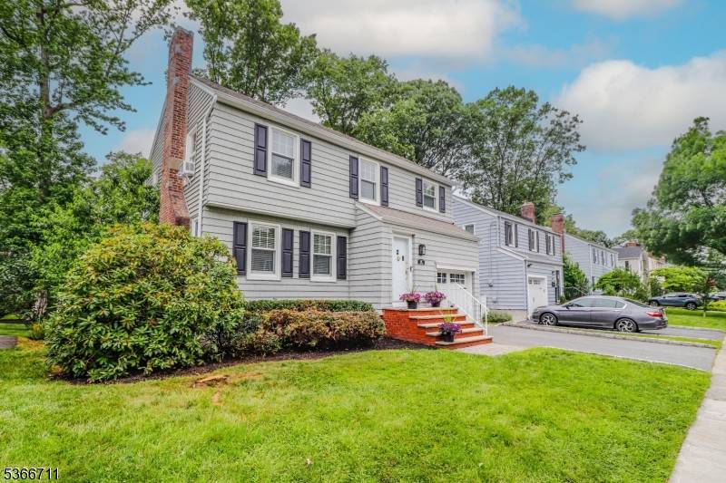 Cranford Twp., NJ 07016,107 Oak Ln