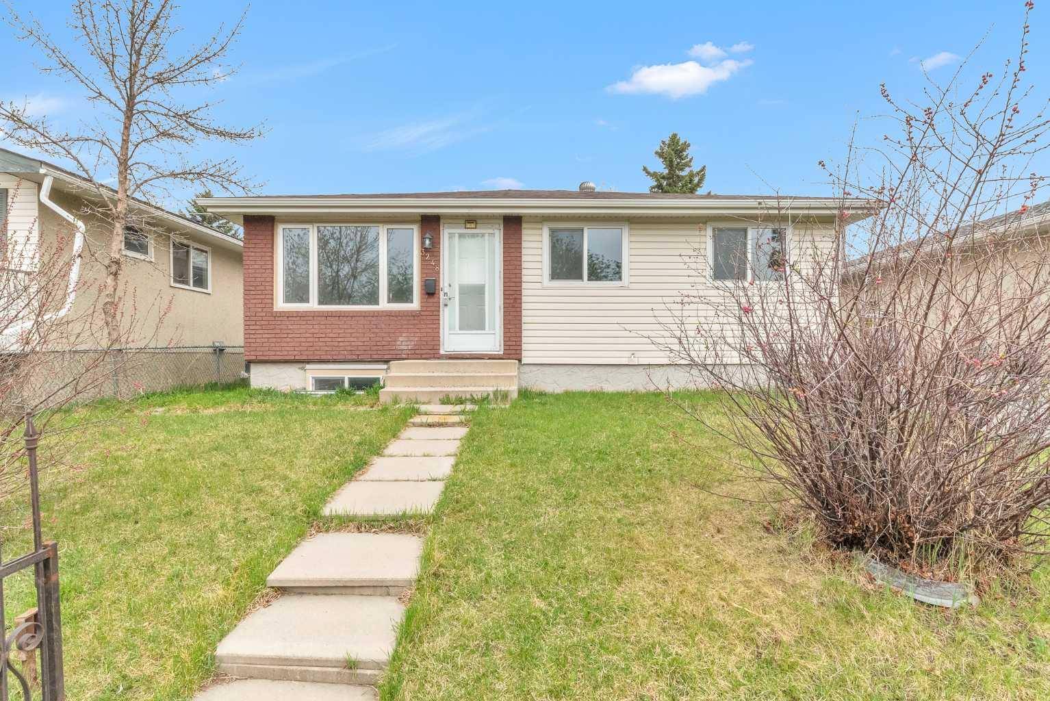 Calgary, AB T2B 1W2,3248 Dovercliffe RD SE