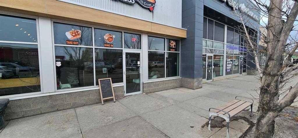 123 EASTHILLS, Calgary, AB T2A 7A6
