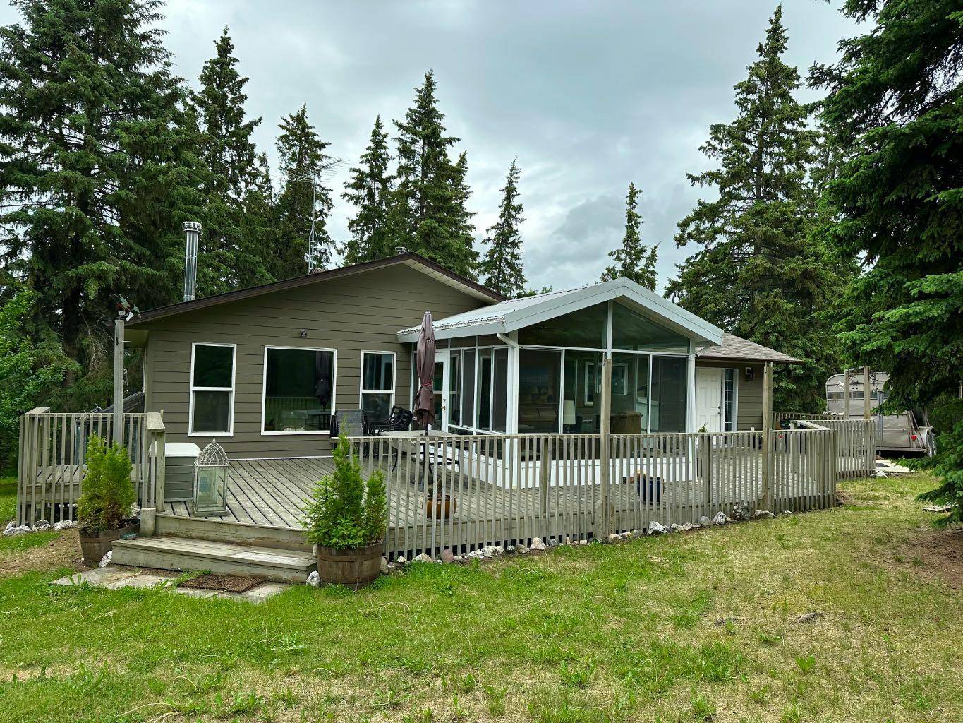 262065 TWP RD 422 #8, Rural Ponoka County, AB T4J 1R3