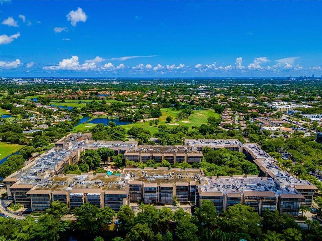 2810 N 46th Ave #460F, Hollywood, FL 33021
