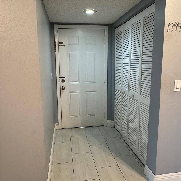 Pompano Beach, FL 33069,4015 W Mcnab Rd #307D