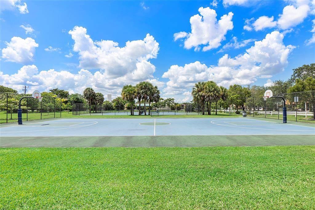 Coral Springs, FL 33065,4128 NW 88th Avenue #101