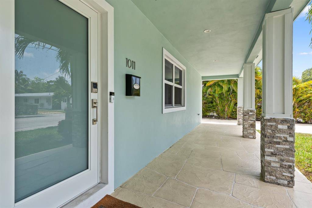 Fort Lauderdale, FL 33312,1011 W Las Olas Blvd