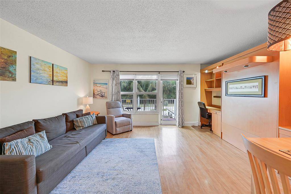 Fort Lauderdale, FL 33304,3000 E Sunrise Blvd #2H